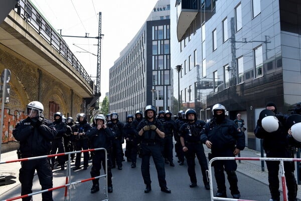 Δρακόντεια μέτρα ασφαλείας για το συνέδριο του ακροδεξιού AfD στη Βαυαρία