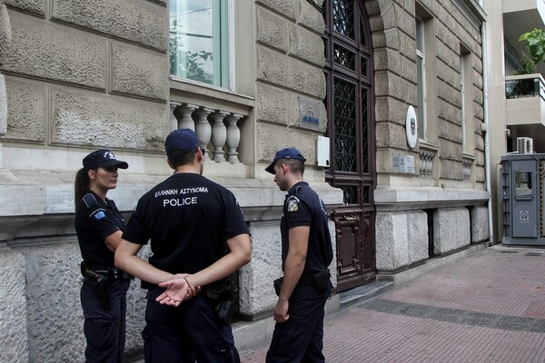 ΝΔ για Ρουβίκωνα: Υπερβολή να ζητάμε απαντήσεις από την κυβέρνηση