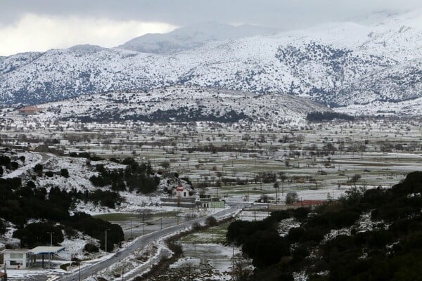 Σήμερα τα πρώτα χιόνια - Βροχές και καταιγίδες το ΣΚ