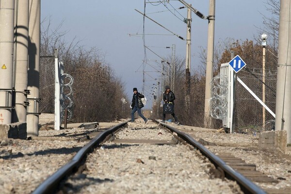 Κρούσματα βίας εναντίον προσφύγων στην ΠΓΔΜ καταγγέλλουν οι Γιατροί του Κόσμου