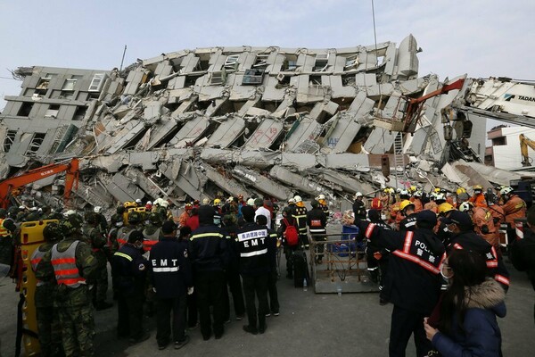 12 οι νεκροί από τον φονικό σεισμό στη Ταιβάν