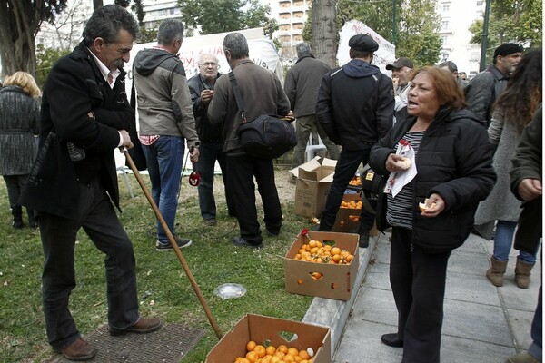 Το Σύνταγμα γεμάτο σκηνές - Οι αγρότες κατασκηνώνουν για το ΣΚ