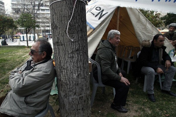 Το Σύνταγμα γεμάτο σκηνές - Οι αγρότες κατασκηνώνουν για το ΣΚ