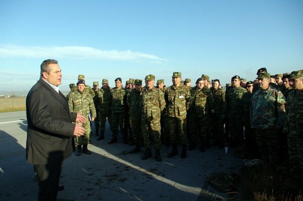 Καμμένος: Στην Ελλάδα βρίσκονται 24.000 πρόσφυγες