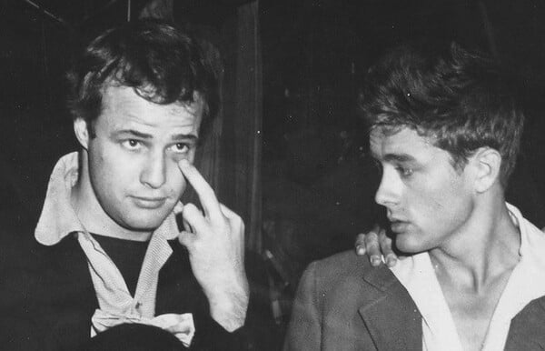 Βιβλίο ισχυρίζεται πως Marlon Brando και James Dean διατηρούσαν σαδομαζοχιστική σεξουαλική σχέση