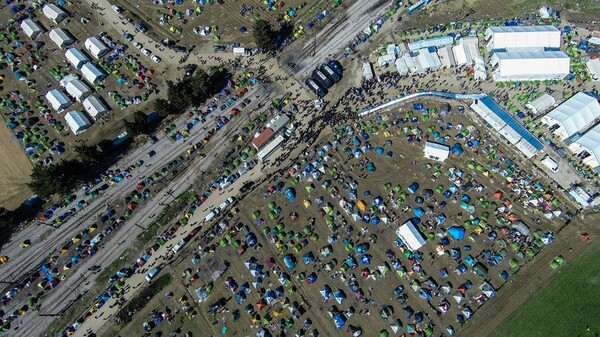 Frontex: 500.000 μετανάστες έφτασαν στην Ελλάδα το τελευταίο τρίμηνο του 2015