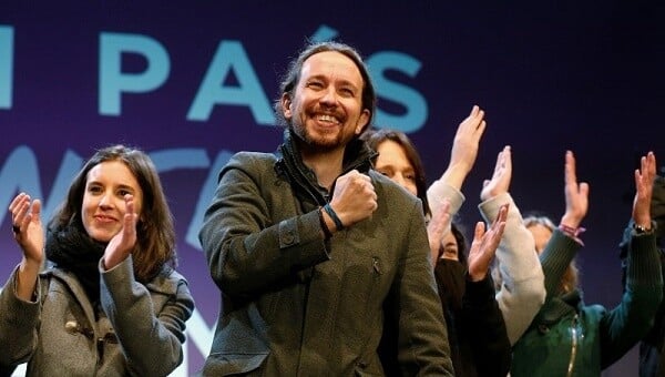 Oι Podemos αποφάσισαν να περικόψουν τα βουλευτικά προνόμια τους