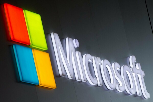 Η Microsoft απέκρουσε επιθέσεις «Ρώσων χάκερ» σε κέντρα μελετών των Ρεπουμπλικάνων