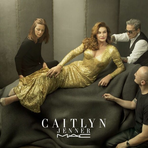 Η Caitlyn Jenner έγινε το νέο πρόσωπο της ΜΑC