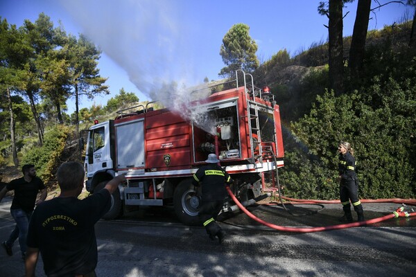 Σε εξέλιξη πυρκαγιά στην Κέρκυρα