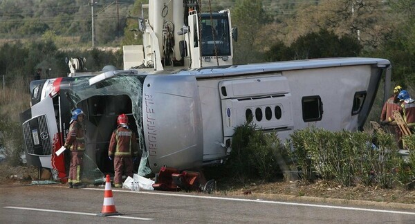 Που αποδίδει η Αστυνομία το δυστύχημα με το τουριστικό λεωφορείο στην Ισπανία