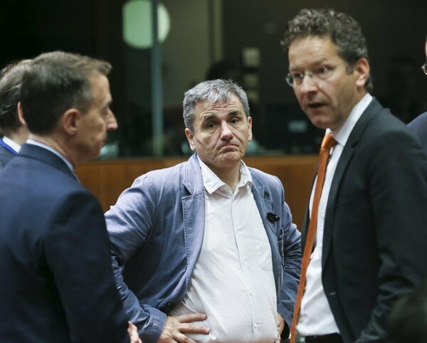 Ανάμικτα τα συναισθήματα για το Eurogroup- Ομαδικά πυρά από την αντιπολίτευση ενώ η Ευρώπη πανηγυρίζει