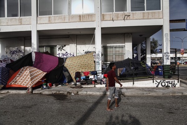 Ο Ιατρικός Σύλλογος προειδοποιεί για ελονοσία και λοιμώδη νοσήματα στους καταυλισμούς προσφύγων