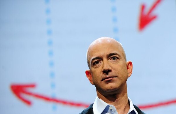 Ο Jeff Bezos στηρίζει τους γκέι γάμους