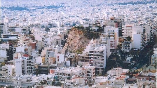 Κυριακή στην Αθήνα: Η ιστορία της Κυψέλης σκιαγραφείται από τους Atenistas