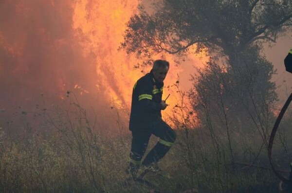 Πυρκαγιά στην Κερατέα