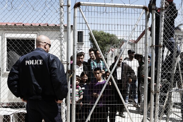 53.925 οι πρόσφυγες και οι μετανάστες στην Ελλάδα - 30 μόλις οι αφίξεις το τελευταίο 24ωρο από Τουρκία