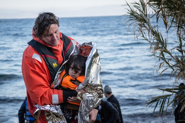 Παγκόσμια μέρα προσφύγων: Η προσφυγική κρίση στην Ελλάδα με τα μάτια των Γιατρών Χωρίς Σύνορα