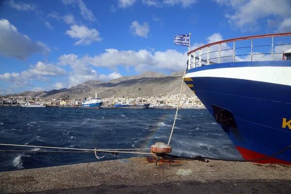 Φορτηγό τραυμάτισε σοβαρά στο πόδι μια γυναίκα στο λιμάνι της Καλύμνου