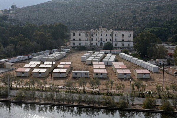 Το δημοτικό συμβούλιο της Λέρου ζητά άμεση εκκένωση του hotspot μετά τα επεισόδια