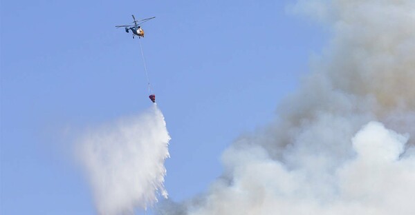 Μαίνεται η πύρινη λαίλαπα στην Κύπρο- Ποια προϋπόθεση θέτει η χώρα για βοήθεια από την Τουρκία