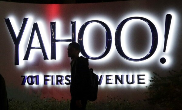 Η Yahoo επέτρεψε σάρωση μηνυμάτων των πελατών της, για λογαριασμό των NSA και FBI