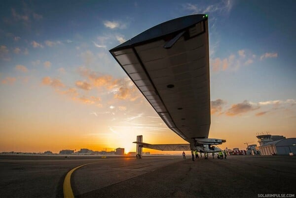 Solar Impulse 2: O γύρος του κόσμου με ένα ηλιακό αεροσκάφος