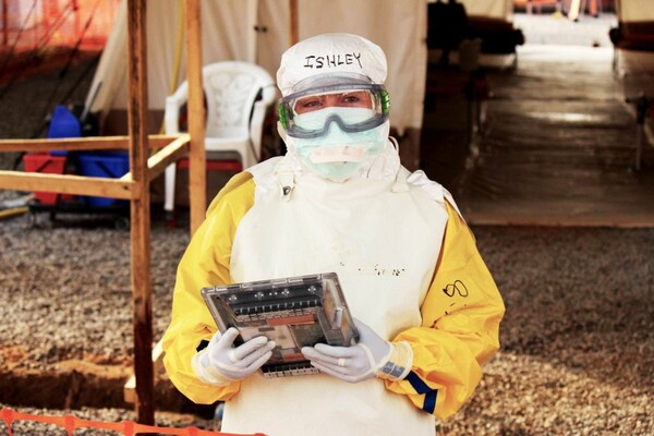 Tα tablet της Google για τους γιατρούς που μάχονται τον Ebola