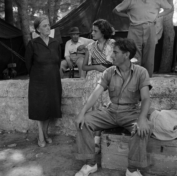 8 σπάνιες φωτογραφίες από τον σεισμό του 1953 στη Ζάκυνθο