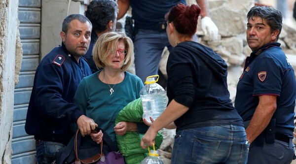 Τους 63 έφθασαν οι νεκροί από τον σεισμό στην Ιταλία - Πολλά παιδιά ανάμεσα στα θύματα