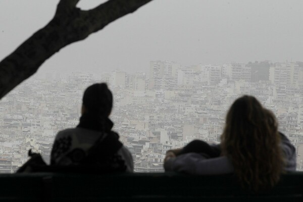 Περισσότεροι από 16.000 οι πρόωροι θάνατοι στην Ελλάδα που οφείλονται στην ατμοσφαιρική μόλυνση