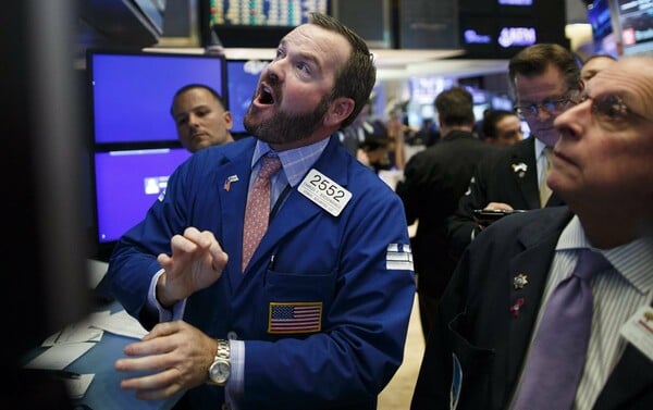 Wall Street: Άνοδος του Dow Jones σε πρωτοφανή επίπεδα