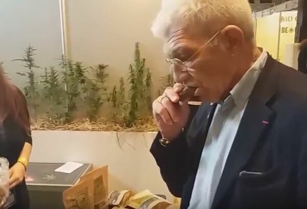 Στην Cannabis Expo 2018 ο Μπουτάρης- Δοκίμασε προϊόντα και ροφήματα από διάφορες ποικιλίες κάνναβης