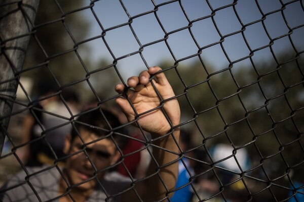 Μετανάστες στη Μυτιλήνη έστειλαν επιστολή στη Frontex: «Αν απελαθούμε, οι περισσότεροι θα αυτοκτονήσουμε»