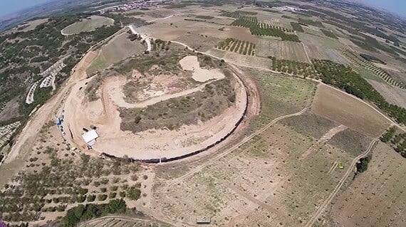 Αμφίπολη: Ενδείξεις για ύπαρξη και δεύτερου μνημείου στον Λόφο Καστά- Τι δείχνει η γεωφυσική διασκόπηση του ΑΠΘ