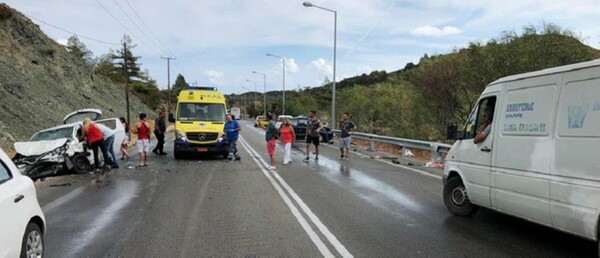 Ρόδος: Νεκρή σε καραμπόλα μια 19χρονη- Συγκρούστηκε πλαγιομετωπικά με άλλο όχημα (ΦΩΤΟΓΡΑΦΙΕΣ)