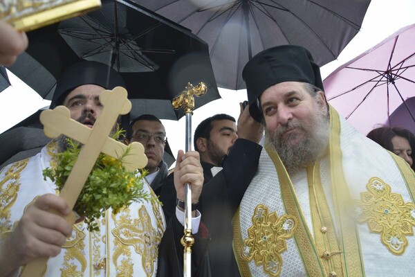 Θεοφάνεια στη Σμύρνη με Μητροπολίτη, για πρώτη φορά μετά το 1922 (ΦΩΤΟ)