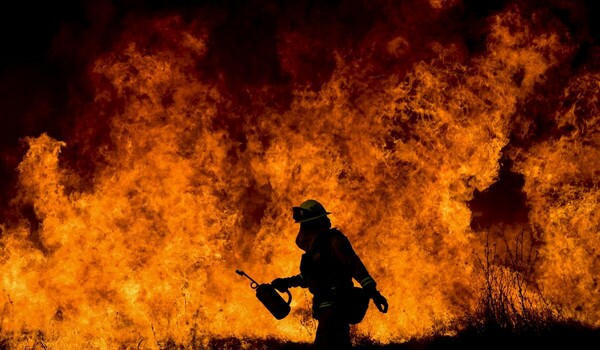 Καλιφόρνια: Στους 83 οι νεκροί από την φονική πυρκαγιά