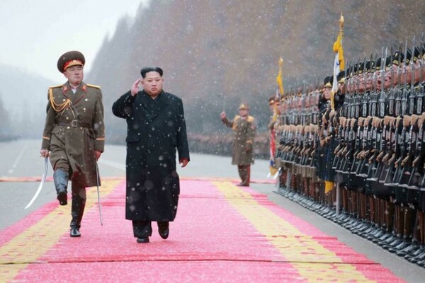 Β. Κορέα: Ο Κιμ δηλώνει έτοιμος για δοκιμαστική εκτόξευση διηπειρωτικού βαλλιστικού πυραύλου