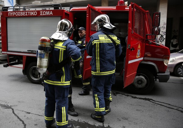 Ένας νεκρός από φωτιά σε διαμέρισμα στο κέντρο της Θεσσαλονίκης