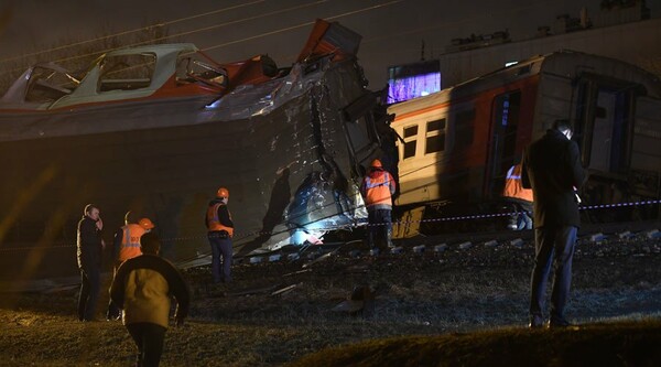 Ρωσία: 12 τραυματίες από σύγκρουση δύο τρένων