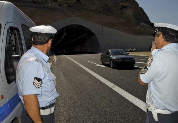 Μόνο τέσσερα ραντάρ για την ταχύτητα υπάρχουν σε όλο το εθνικό δίκτυο