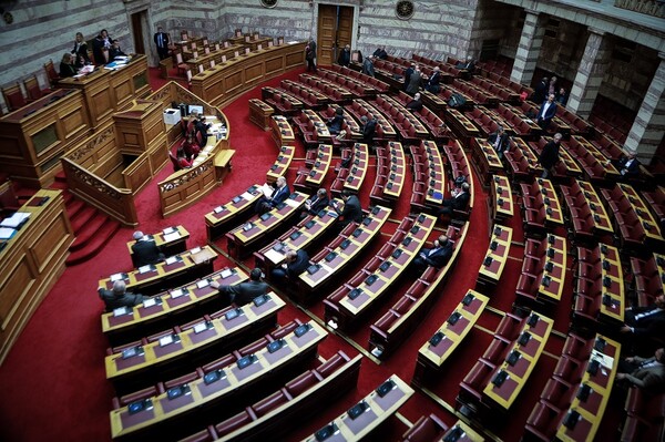 Βουλή: Ξεκίνησε η συνεδρίαση για την κύρωση της Συμφωνίας των Πρεσπών