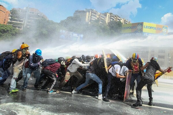 Βενεζουέλα: Συνεχίζονται οι διαδηλώσεις και τα επεισόδια - Στους 60 οι νεκροί