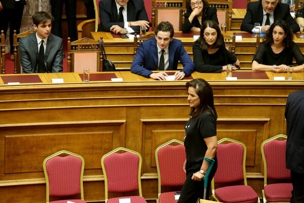 Σε χειρουργική επέμβαση υποβλήθηκε η Ντόρα Μπακογιάννη