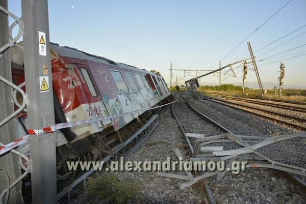 Άδενδρο, Θεσσαλονίκη: Το φως της ημέρας αποκαλύπτει το μέγεθος του δυστυχήματος