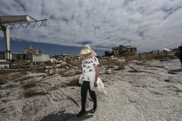 H πρώην πρόεδρος της Αργεντινής Κρ. Κίρχνερ ξεναγείται στην Ακρόπολη - ΦΩΤΟΓΡΑΦΙΕΣ