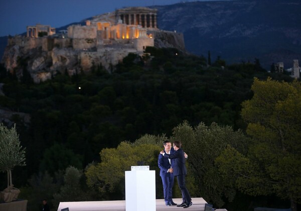 Μακρόν: Πληρώσατε το ψέμα ότι μπορείτε να ζήσετε όπως στο Βερολίνο- Τσίπρας: Μεγάλες οι ανισότητες μεταξύ των κρατών