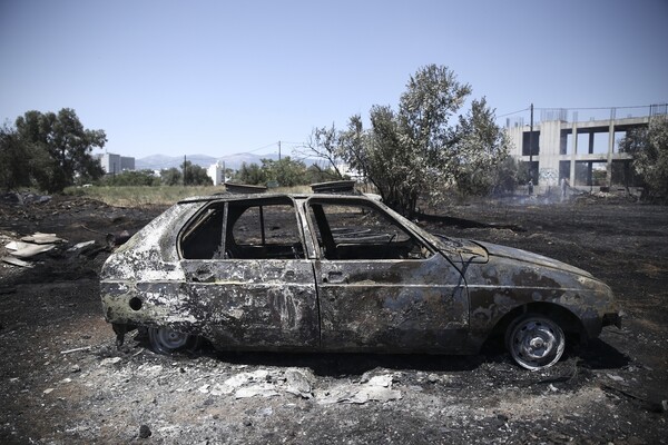 Λάρισα: Απανθρακωμένος άνδρας βρέθηκε σε ΙΧ