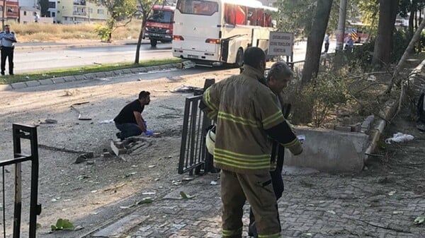 Τουρκία: Δεκάδες τραυματίες από έκρηξη βόμβας στη Σμύρνη- Βίντεο (upd)